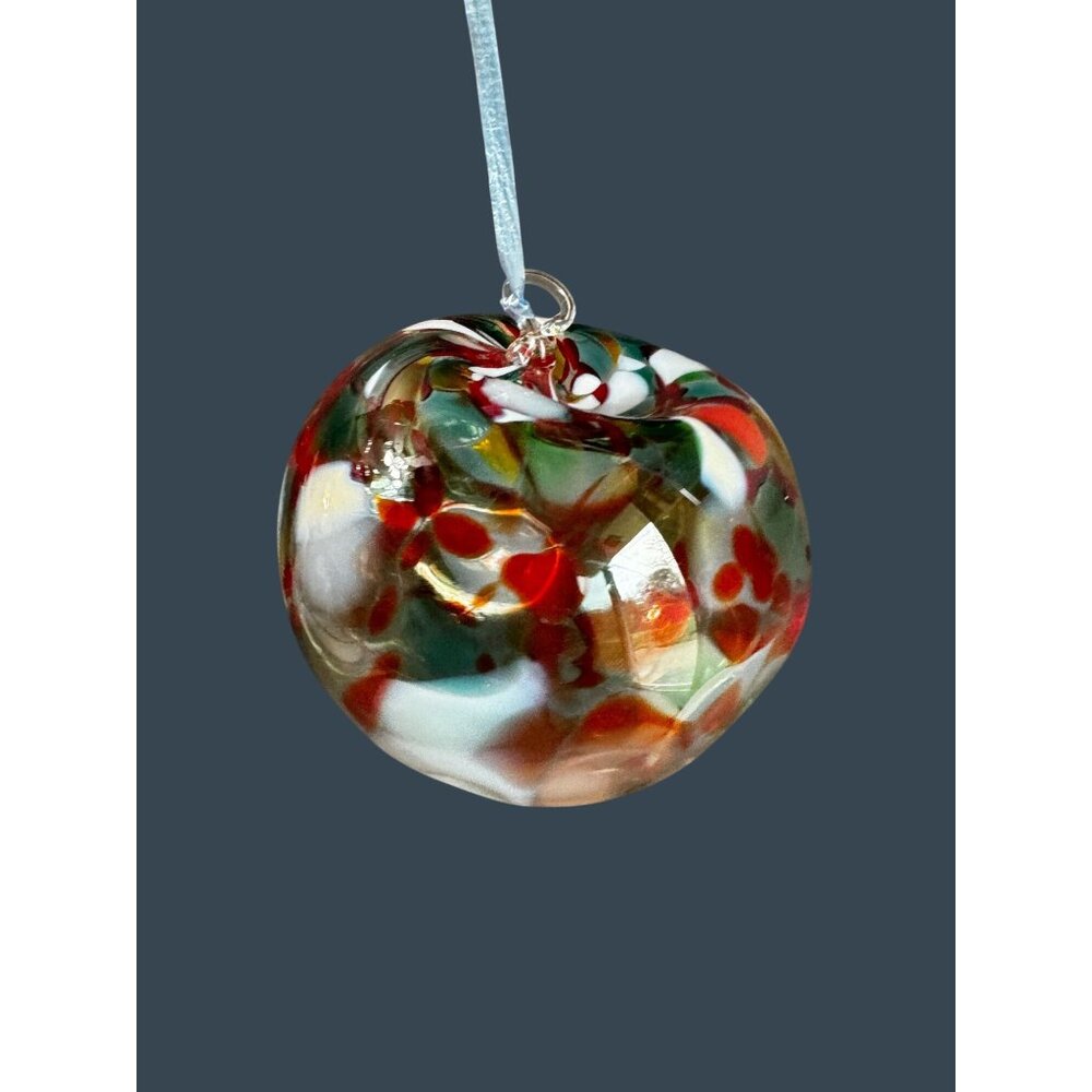 Hand Blown Art Glass Apple Ornament Hot Glass 2015 Bruised Apple Design 4" - Picture 5 of 9